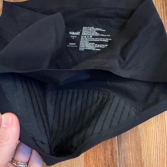 Saalt - Size Small, Bikini and Brief period underwear never worn - Picture 6 of 9